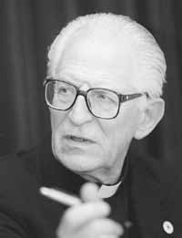 na09fo01.jpg (7728 bytes)