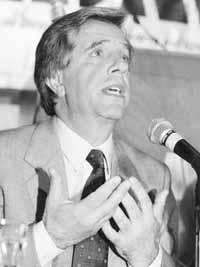 na16fo01.jpg (11497 bytes)