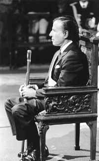 na02fo02.jpg (14296 bytes)