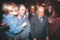 na03fo04.jpg (10649 bytes)