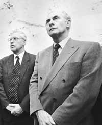 na06fo01.jpg (10659 bytes)