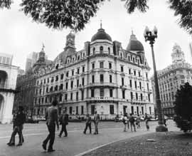 na14fo01.jpg (17544 bytes)