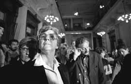 na04fo01.jpg (10879 bytes)