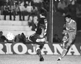 na26fo01.jpg (14181 bytes)