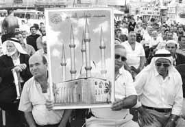 na24fo01.jpg (17030 bytes)