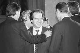 na11fo01.jpg (9366 bytes)