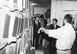 na15fo02.jpg (14045 bytes)