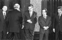 na04fo01.jpg (7640 bytes)