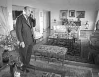 na08fo01.jpg (10340 bytes)