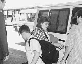 na15fo01.jpg (15726 bytes)