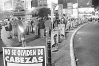 na08fo01.jpg (14021 bytes)