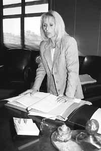 na11fo01.jpg (12795 bytes)