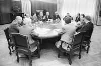 na13fo01.jpg (9474 bytes)