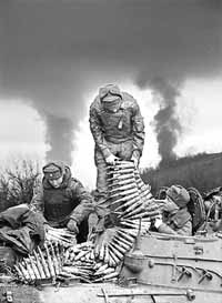 na20fo02.jpg (15201 bytes)