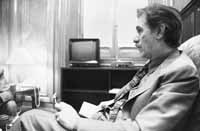 na09fo01.jpg (8638 bytes)