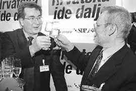 na21fo01.jpg (14187 bytes)