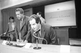 na06fo01.jpg (10259 bytes)