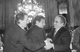 na08fo01.jpg (8517 bytes)