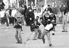 na17fo01.jpg (13208 bytes)