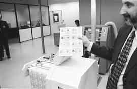 na12fo02.jpg (9108 bytes)