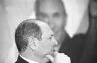 na10fo01.jpg (5052 bytes)