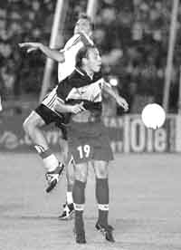 na21fo01.jpg (9894 bytes)