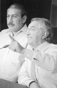 na07fo01.jpg (8629 bytes)