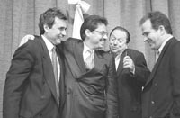 José Luis Machinea, Rodolfo Terragno, Henoch Aguiar y Carlos Winograd, muy alegres