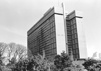 La torre ser&aacute; demolida, pero no se sabe cu&aacute;ndo ni c&oacute;mo.