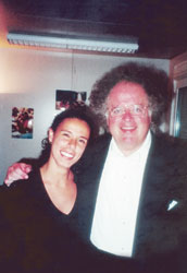 Virginia con el director James Levine.