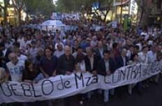 /fotos/20030927/notas/MARCHA.JPG