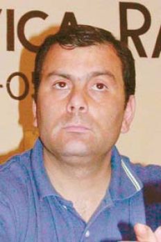 /fotos/20050220/notas/NA12FO02.JPG