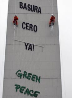 /fotos/20080930/notas/Greenpeace_Obelisco_2.jpg