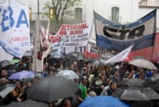 /fotos/20081021/notas/Marcha_docente_Lagos_3.jpg