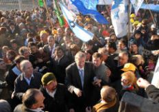 /fotos/20090612/notas/kirchner_avellaneda1206075_85673.jpg