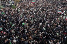 /fotos/20091210/notas/iranprotestareprimida.jpg