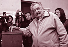 /fotos/20100511/notas/mujica.jpg