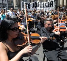 /fotos/20101206/notas/teatrocolon.jpg