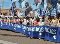 /fotos/20121018/notas/madres_2_santa_cruz_18102012_aa_39295.jpg