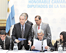 /fotos/20131126/notas/na08fo01telam.jpg