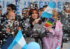 /fotos/20141002/notas/02-10-2014_buenos_aires_la_presidenta_cristina_1_.jpg