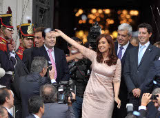/fotos/20150301/notas/01-03-2015_buenos_aires_la_presidenta_cristina.jpg