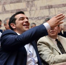 /fotos/20150616/notas/tsipra.jpg