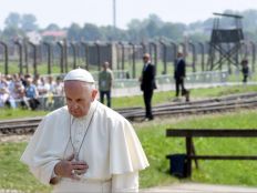 /fotos/20160729/notas/auschwitz0.jpg