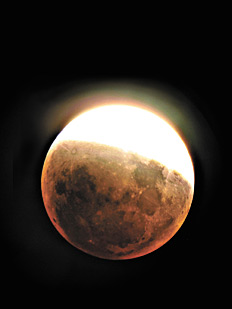 /fotos/futuro/20080816/notas_f/eclipse.jpg