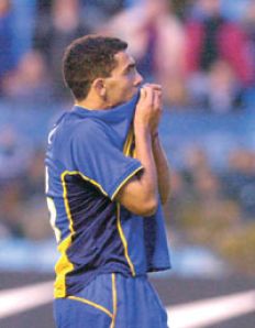 /fotos/libero/20020520/notas_l/bue07.jpg