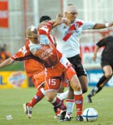 /fotos/libero/20051121/notas_l/BU05FO10.JPG