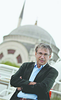 /fotos/libros/20090315/notas_i/pamuk.jpg