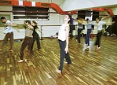 /fotos/no/20050609/notas_no/danza.jpg