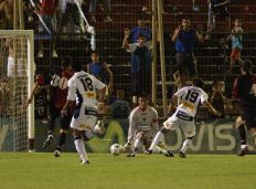/fotos/rosario/20060203/notas_o/05A.JPG
